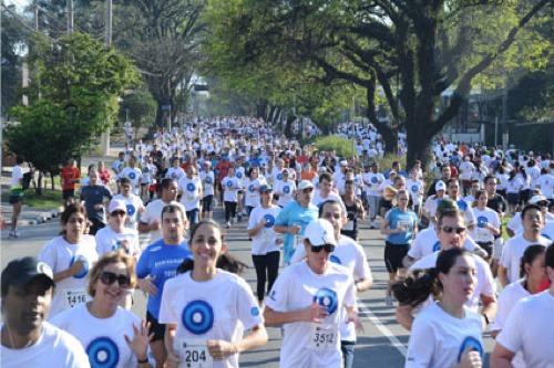 Corrida e Caminhada Contra o Câncer de Mama 2013 / Foto: Divulgação