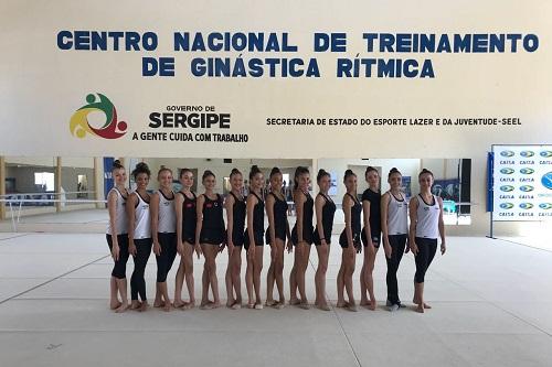 Seleção Brasileira de Conjunto, que segue em treinamento desde a conquista do Pan, definirá as ginastas para 2018 / Foto: Divulgação