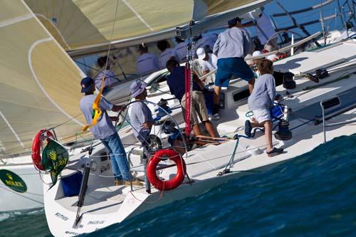 O último balanço da organização da Rolex Ilhabela Sailing Week indica que 90% das inscrições para o evento foram preenchidas em menos de um mês / Foto: Rolex / Carlo Borlenghi 