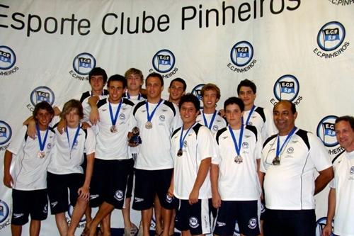 Equipe do Esporte Clube Pinheiros / Foto: Divulgação / Pinheiros