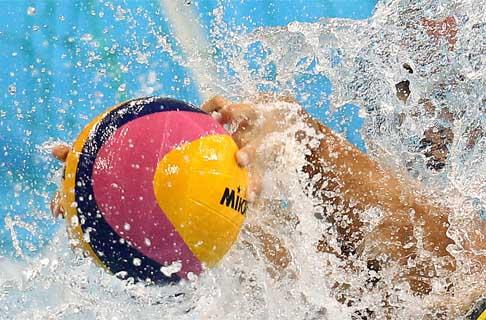 O polo aquático do Brasil está fora da disputa de medalhas do I Mundial da Juventude / Foto: Satiro Sodré / AGIF