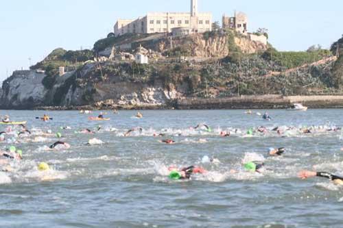 Triathlon aconteceu neste domingo (10/06), nos Estados Unidos, e contou com a presença de dois mil atletas/ Foto: AHE