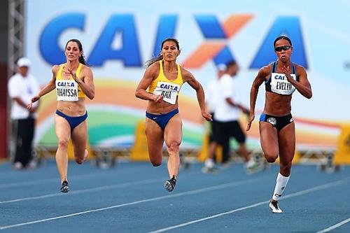 Ana Claudia Lemos vence os 100 m / Foto: Wagner Carmo / CBAt