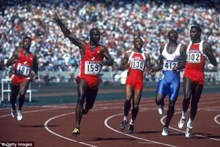 Johnson celebra sua "vitória" no ouro olímpico de 1988, em Seul / Foto: Getty Images