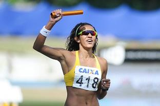 Jailma: ouro nos 400 m e 4x400 m, além do índice olímpico / Foto: Agência Luz/BM&FBOVESPA