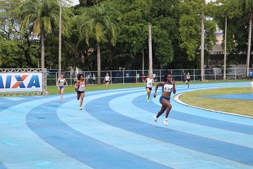 Semifinal dos 400 m feminino / Foto: Rafael Brasileiro