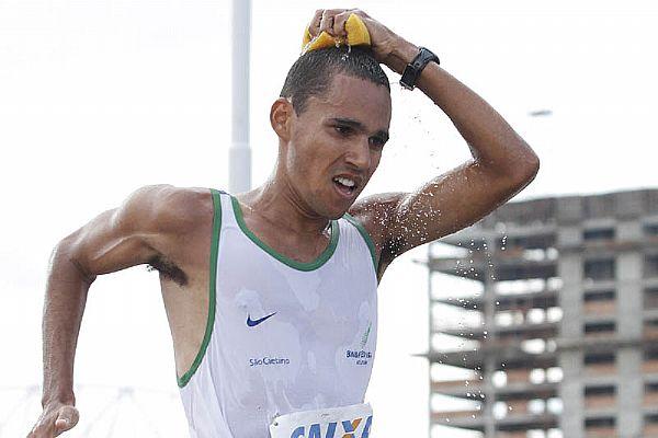Mário José, campeão dos 50 km  / Foto: Marcelo Ferrelli/CBAt