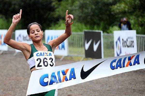 Tatiele, campeã de 2012 / Foto: Marcelo Ferrelli/CBAt