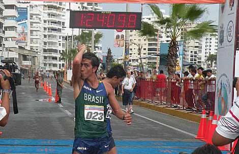 O brasiliense Caio Bonfim, campeão sul-americano dos 20 km  / Foto: Aércio de Oliveira/CBAt