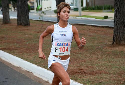 Sueli, brasileira mais rápida do Circuito CAIXA em 2011 / Foto: Luiz Doro / adorofoto 