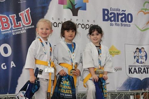 Torneio organizado pela Associação Blumenau de Karate foi disputado no último sábado, dia 24 de junho, no Clube Ipiranga / Foto: Divulgação