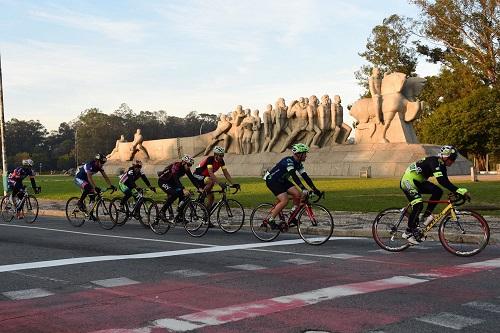 Evento contará com os melhores ciclistas e equipes / Foto: Djalma VassãoGazeta Press