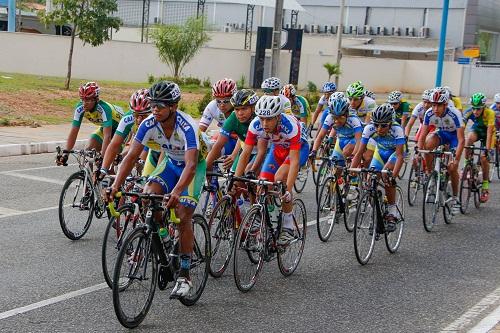Mais de 150 ciclistas participam do evento em Boa Vista / Foto: Wesley Kestrel/CBC