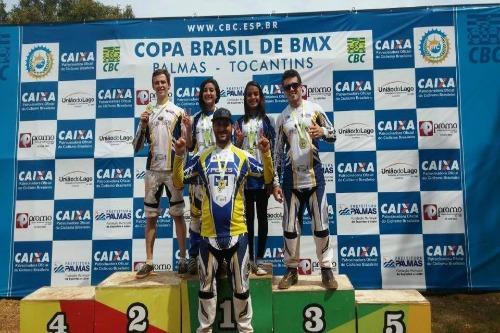 Clube de Ciclismo de São José dos Campos consagra campeões na Copa Brasil de BMX 2015 / Foto: Divulgação / CCSJC