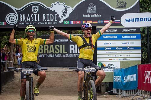 Chegada dos campeões  / Foto: Fabio Piva / Brasil Ride