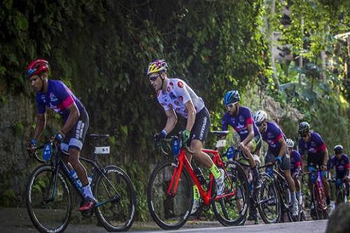 Desafio dos ciclistas contra Henrqiue Avancini no RJ / Foto: Divulgação