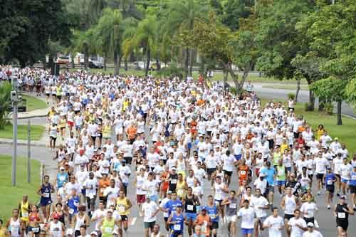 Seis mil corredores participam da 10K Rio - Corrida Pan-Americana / Foto: Sérgio Shibuya/ZDL
