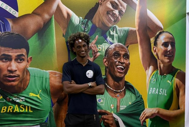 Alison dos Santos encanta fãs na COB Expo em São Paulo