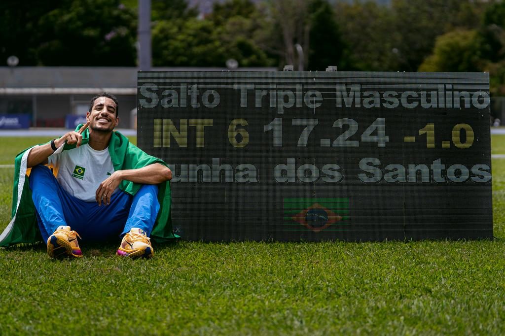 Almir Júnior conquista ouro no salto triplo no Pan-Americano