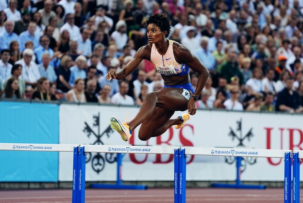 Anna Cockrell compete na Diamond League em Zurique