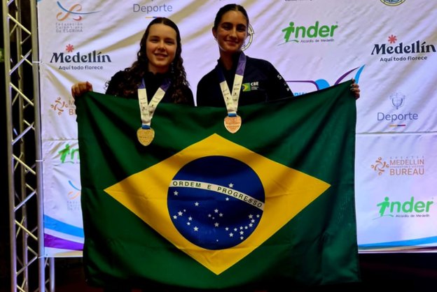 Anne Driesen conquista ouro e Brasil soma quatro medalhas na espada pré-cadete