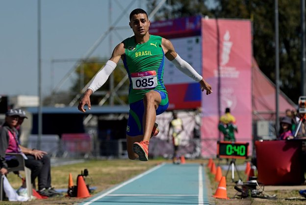 Atletismo brasileiro encerra Jogos Sul-americanos com 38 medalhas e recorde
