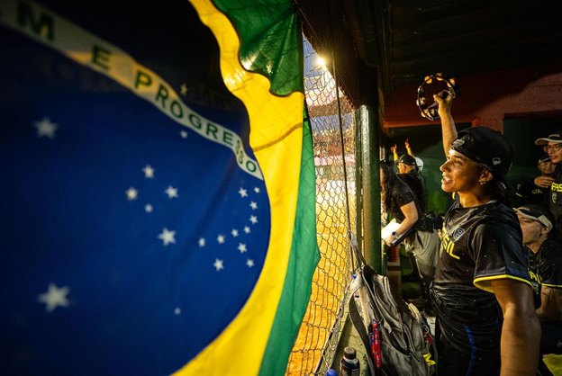 Brasil brilha no softbol com vitórias em Santa Fé 2026