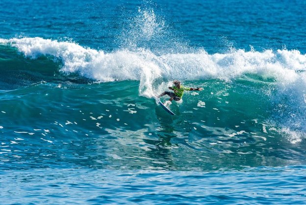 Brasil com nove surfistas em busca de medalhas no ISA World Junior