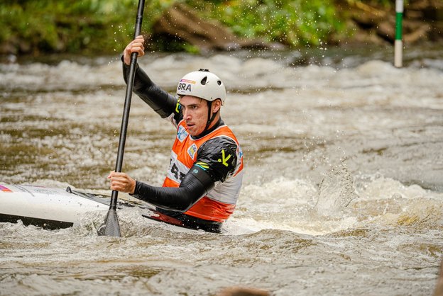 Brasileiros dominam o sul americano de canoagem slalom caiaque cross e descida em tres coroas