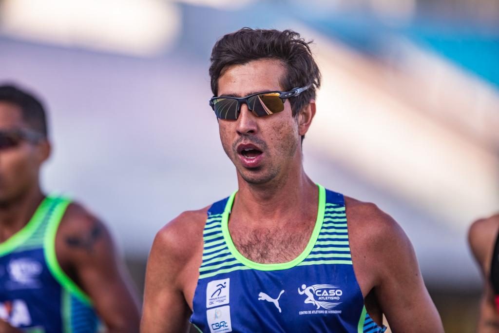Caio Bonfim conquista 17º Troféu Brasil com novo recorde
