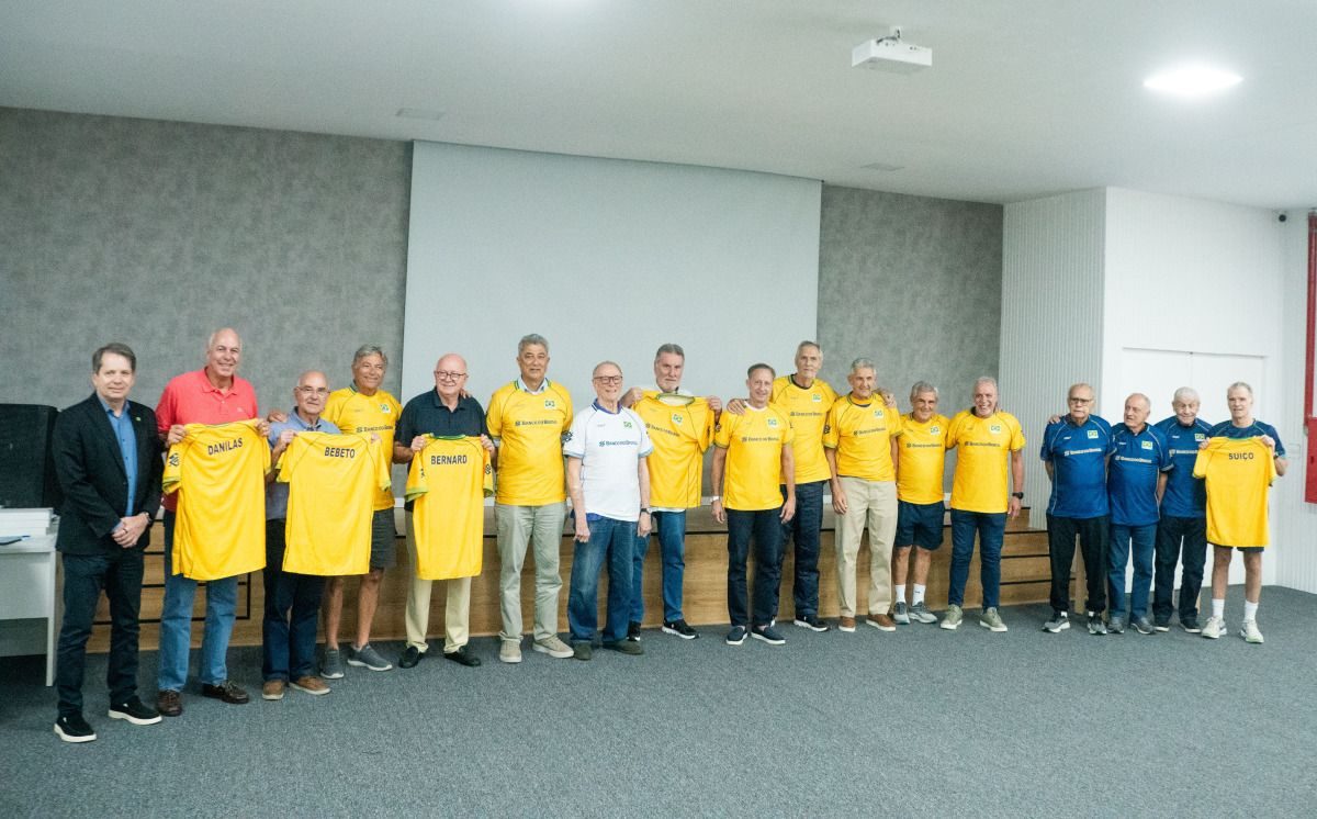 CBV homenageia seleção masculina de 1976 pelos 50 anos de Montreal