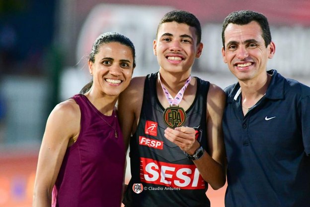 Com DNA de campeões, Miguel Gomes supera recorde de 2019 e faz história nos 1.000 metros em Pindamonhangaba - Vale este