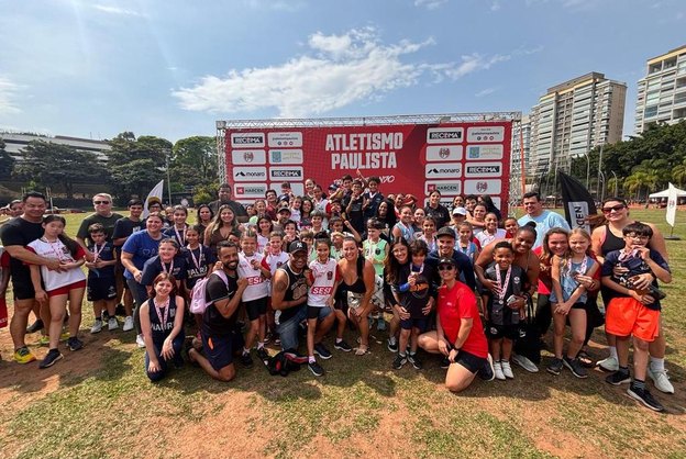 Copa Futuro e Brincando de Atletismo reúne 800 jovens em São Paulo