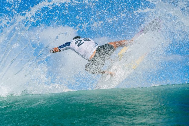 Edgard Groggia compete no Mundial em Maresias