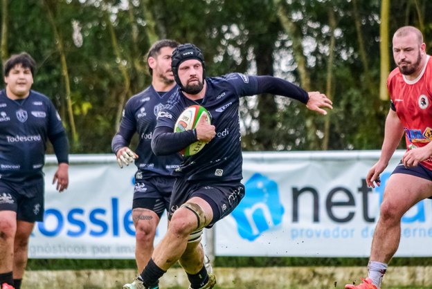 Farrapos vence Charrua e lidera hexagonal final do Super 12