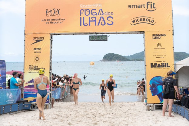 Fuga das Ilhas 2026 desafia nadadores em travessia de 1,5 km