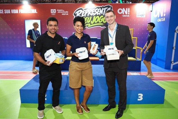 Gestores da CAIXA prestigiam Jogos da Juventude em Foz do Iguaçu