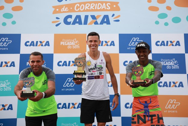 Gleison Santos é tricampeão em Maceió