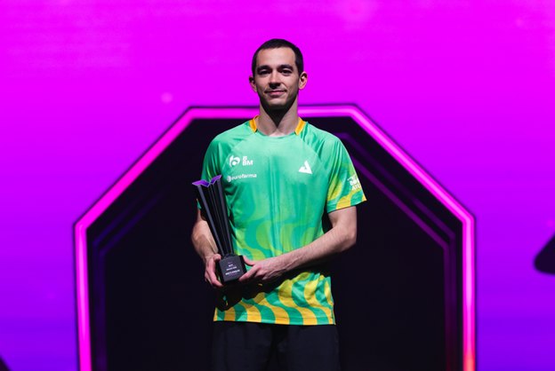 Hugo Calderano é vice-campeão do WTT Champions Macau 2026 - Confederação Brasileira de Tênis de Mesa