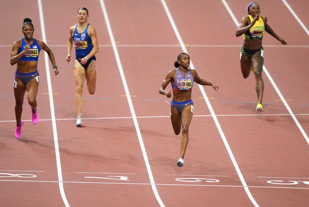 Jefferson-Wooden conquista ouro nos 200m em Budapeste