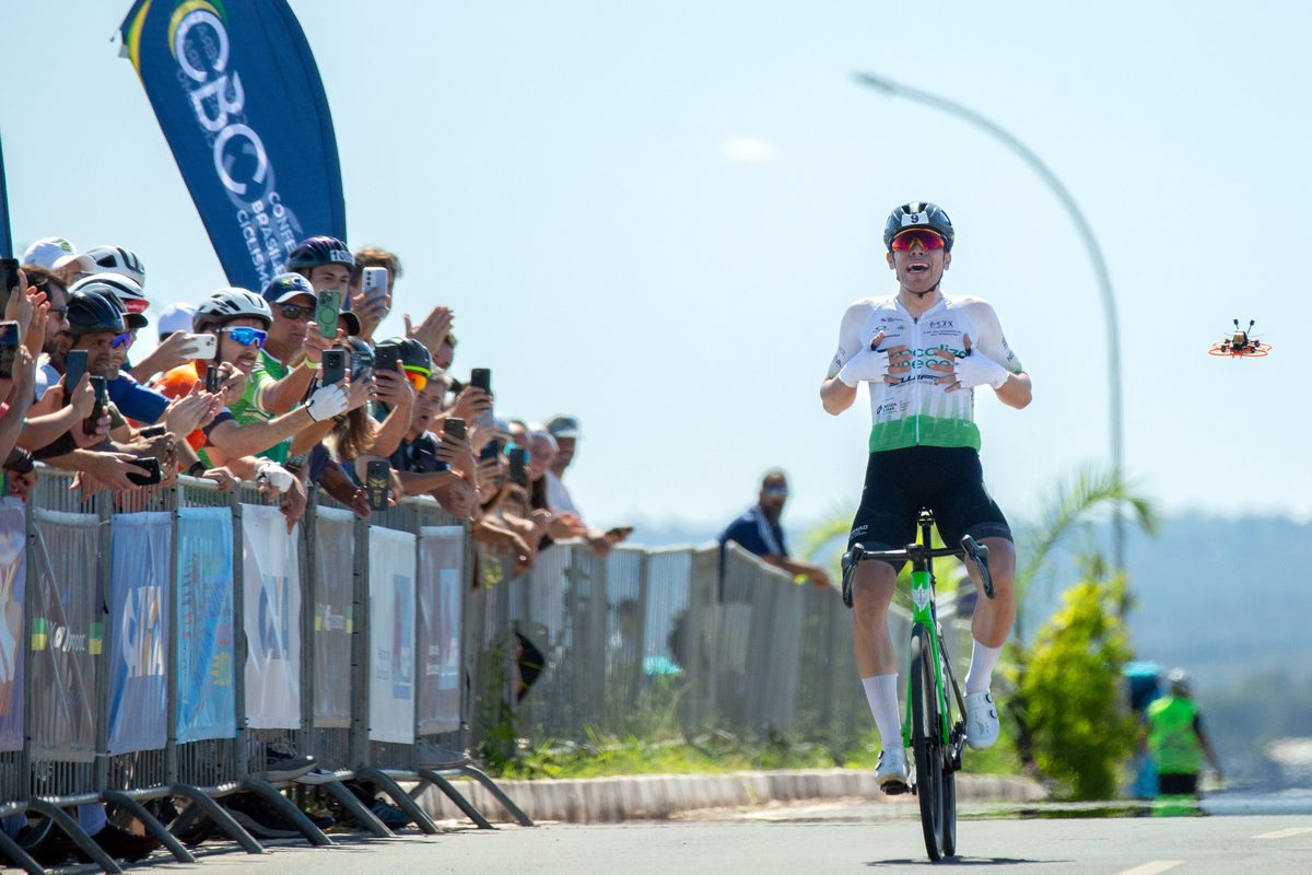João Pedro Rossi é campeão brasileiro de ciclismo de estrada