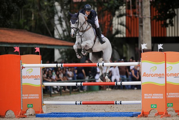 José Luiz Guimarães conquista GP Agromen 2026 com Barbarela JMen