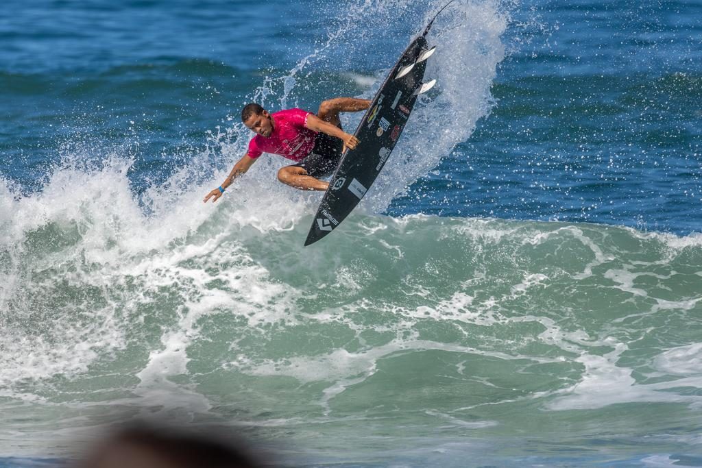 Líderes do Ranking Masculino Enfrentam Repescagem no Surf Brasil PRO Ubatuba