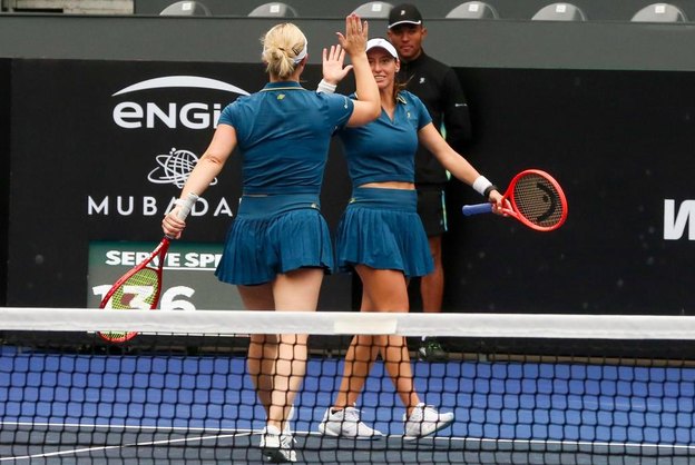 Luisa Stefani avança às semifinais do SP Open