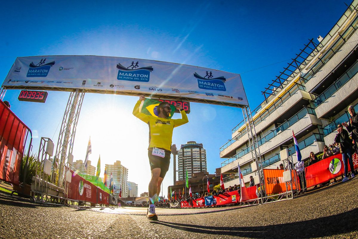 Maratona de Punta del Este atrai corredores brasileiros