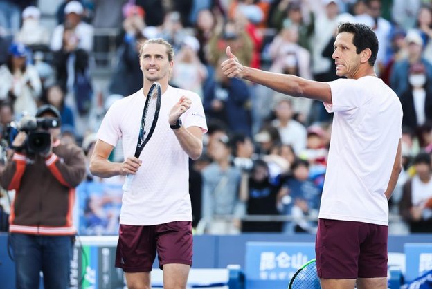 Melo e Zverev avançam às quartas no ATP 500 de Pequim