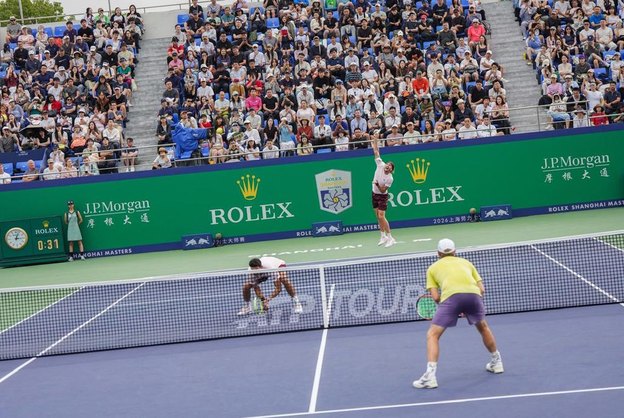 Melo e Zverev são eliminados na estreia do Masters 1000 de Xangai