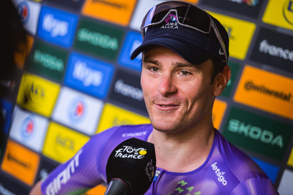 Pidcock brilha e sobe para quarto na classificação do Tour de France