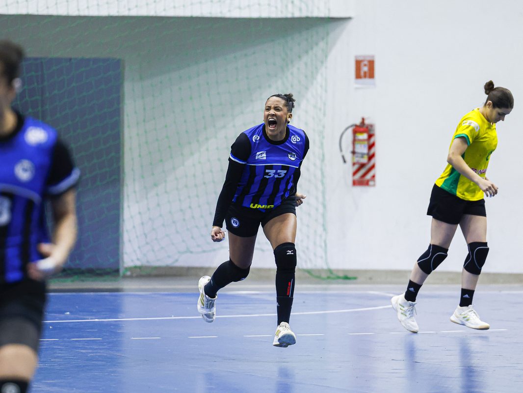 Pinheiros avança para a final do Sul-Centro de Handebol Feminino