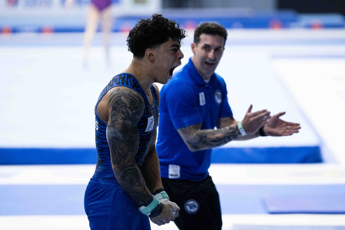 Pinheiros conquista duas pratas no Brasileiro de Ginástica